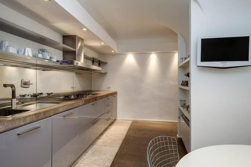 דירות רומא Trevi Loft מראה חיצוני תמונה